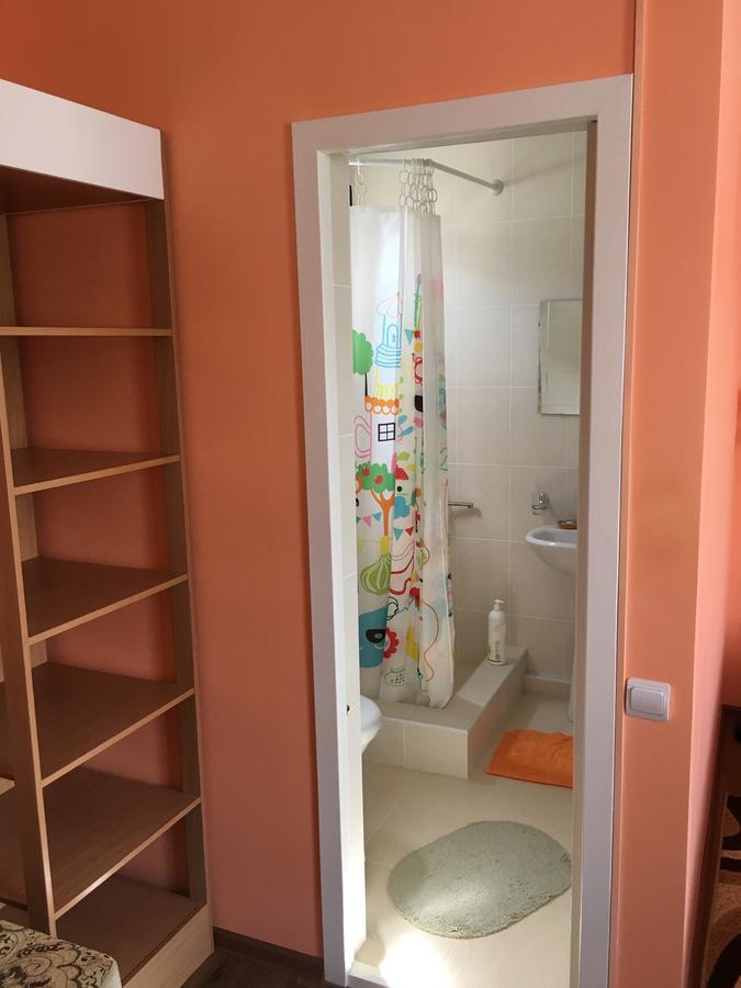 Guest House On Shakirbay 11 スフミ エクステリア 写真